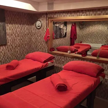 Marin-a & Hotel 3*